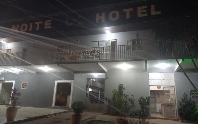 Noite hotel