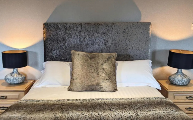 Shaw Hill Golf Resort & Spa Hotel