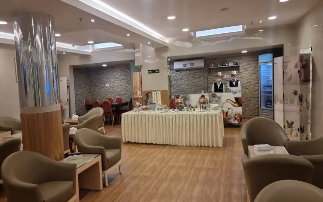 Al Tamyoz Al Sharqy Hotel