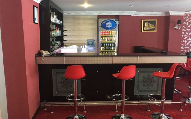 Mina 1 Hotel