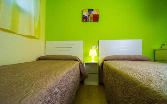 16:9 Playa Suites