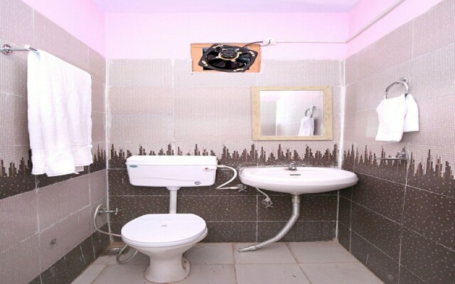 OYO 10302 Home Studio Bhatakuffer