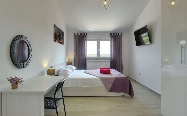 Family Villa With Swimming Pool