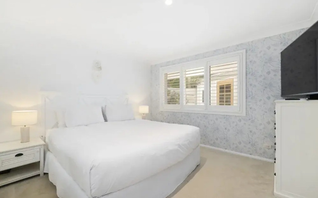 Spacious 4-bed Home Near Avalon Beach