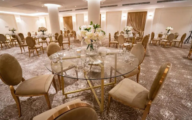Five Season Hotel