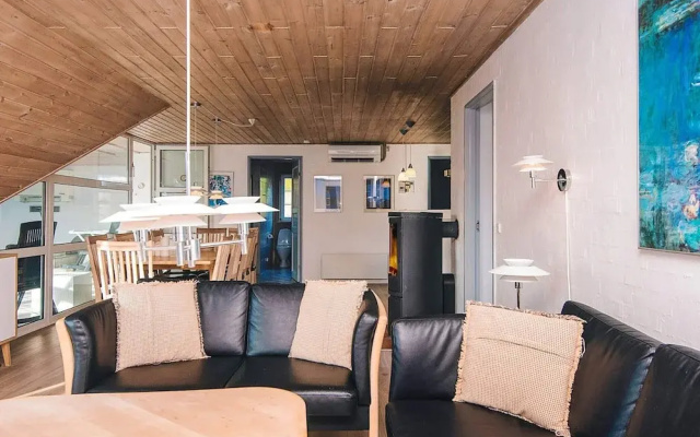 4 Star Holiday Home in Ringkobing