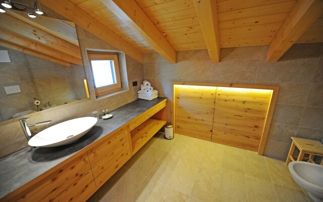 Apartment 4 Holiday - Cesa Hapeli