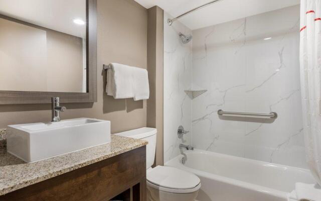 Red Roof Inn Sulphur