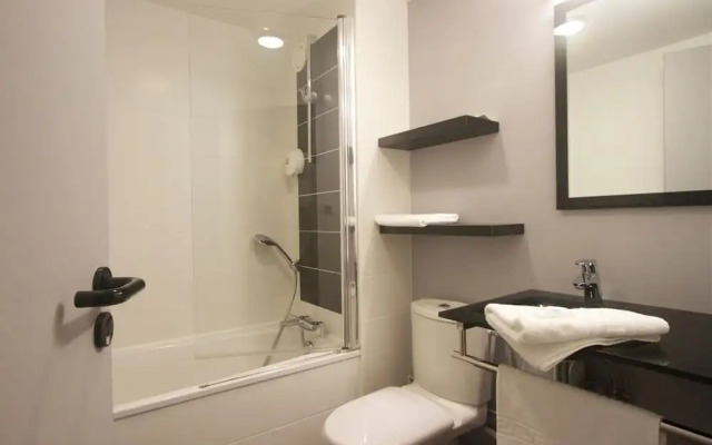 BRIT HOTEL LORIENT Le Kerotel