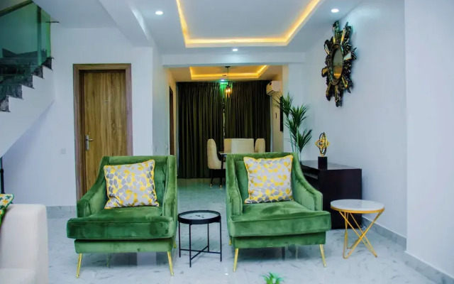 Old Bodija Ibadan - 3 Bedroom Home in a Private Gated Estate With 24 Hour Security & Power