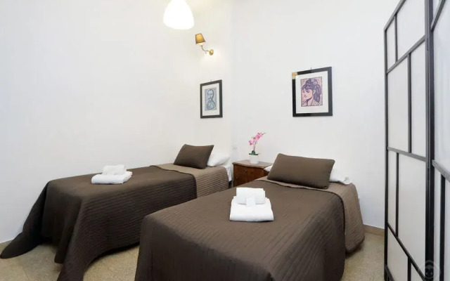 Vatican - WR Apartments