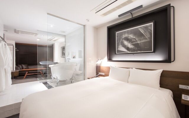 Rock Star Hotel