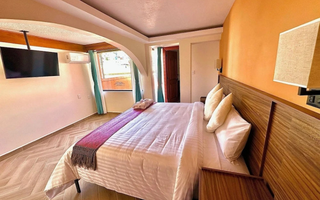 Suites Del Jardin Principal