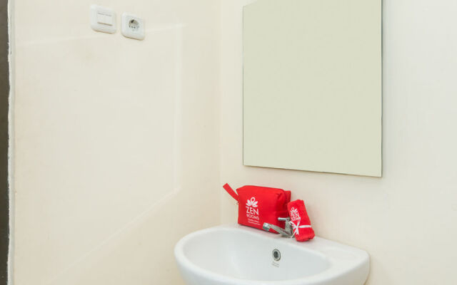 Zen Rooms Denpasar ByPass Suwung Bali