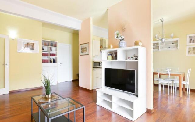 Gavinana Apartment by Mmega