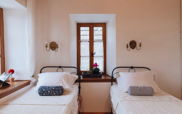 Pelion Homes