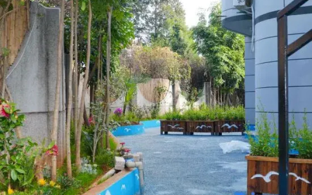 Dianchi Yijing Homestay (Kunming Dianchi Haigengda Branch)