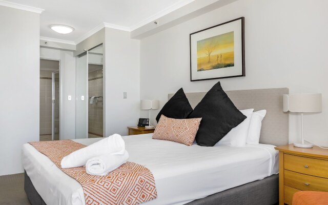 Oscar on Main Resort