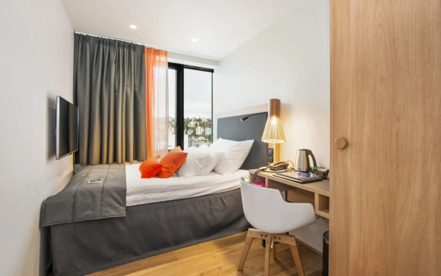 Clarion Hotel The Edge