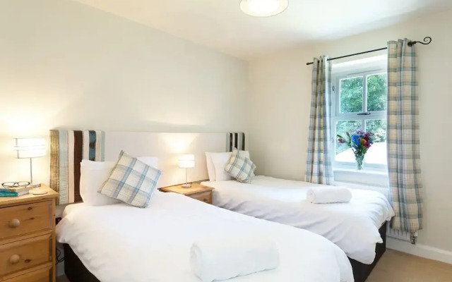 1 Springwater View