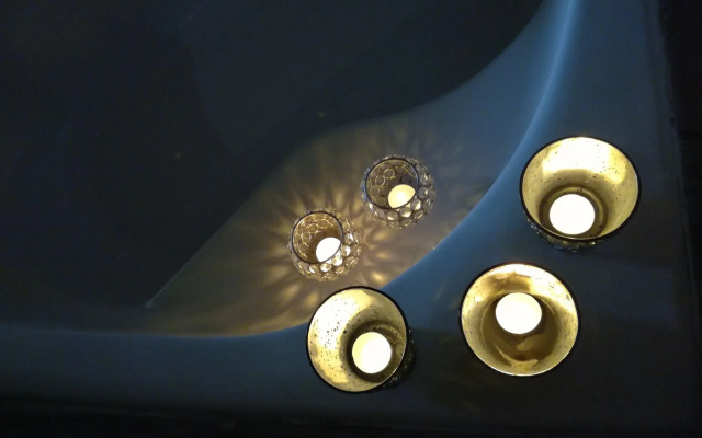 Shangri-La Manor - Adults Only