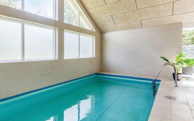 14 Person Holiday Home in Vaeggerlose