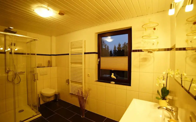Ferienwohnung im Wald mit Kamin