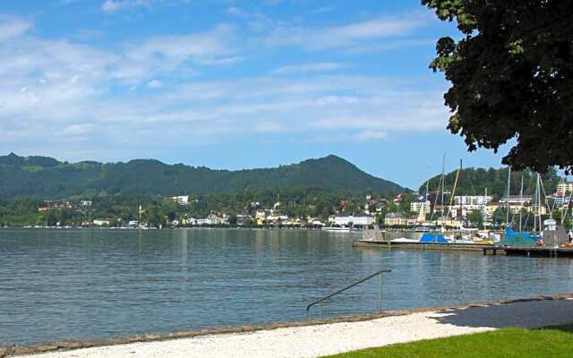 Seehotel im Weyer