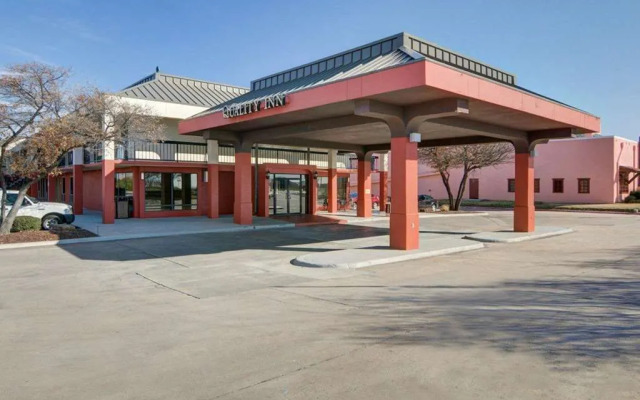 Quality Inn at Arlington Highlands