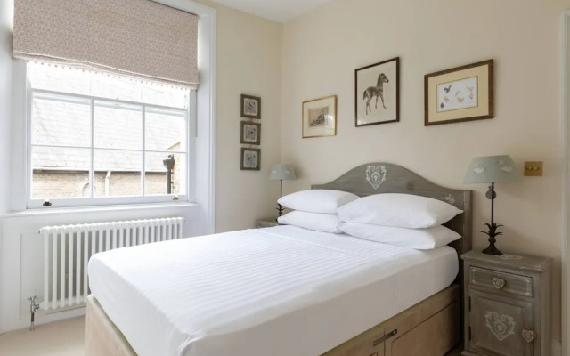 Portland Road X by Onefinestay