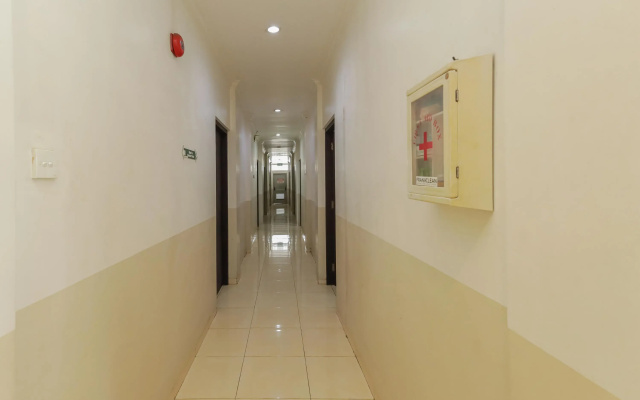 RedDoorz near Juanda Airport T1