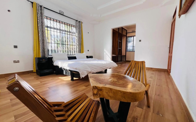 City Retreat Njiro Round About
