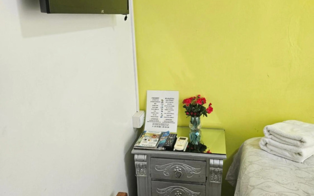 The Jazmine's Apartments