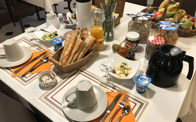 Côté-Serein - Chambres de la Tour Cachée