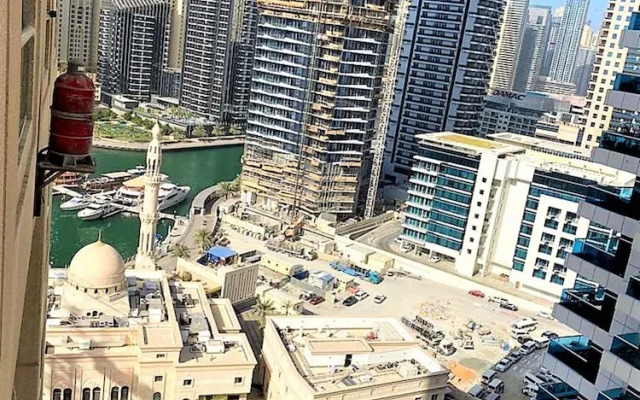Gorgeous 1bedroom with balcony in Dubai marina