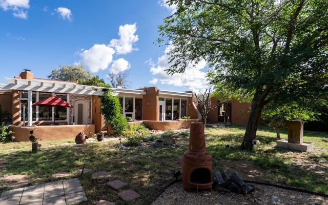 Santa Fe Fashion Designer's Home
