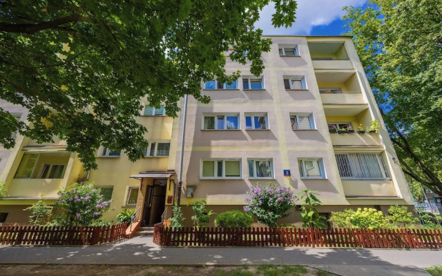 Apartment Business Center by Renters