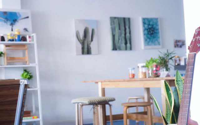 White Wall Poshtel - Hostel