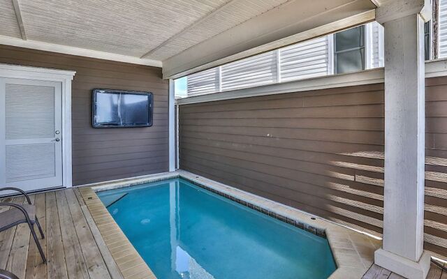 Las Olas by RedAwning