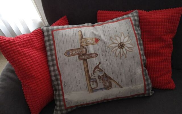 Charming Apartment in Lenk