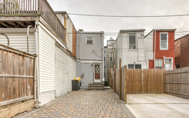 Charming Home Near Harbor&stadiums W/2carparking