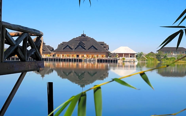 Royal Nadi Resort