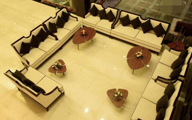 Om Resorts