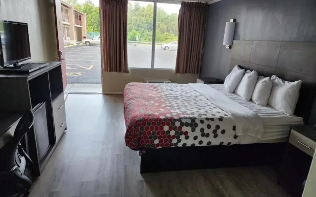 The Edyn Motel