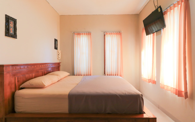 Guesthouse Penginapan Cempaka Putih