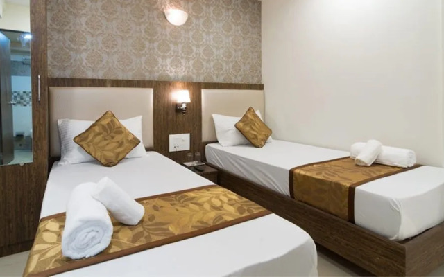 OYO 4186 Hotel Oyster