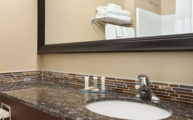 Super 8 by Wyndham Regina