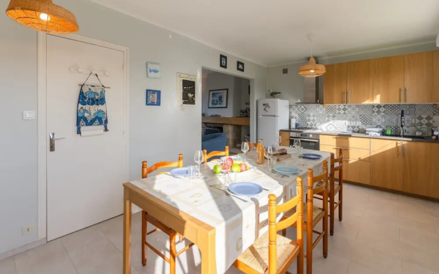 Family Home 2 Steps From the Beach