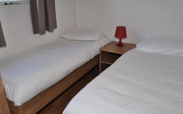 Chalet in Parc de Kievit With Private Garden