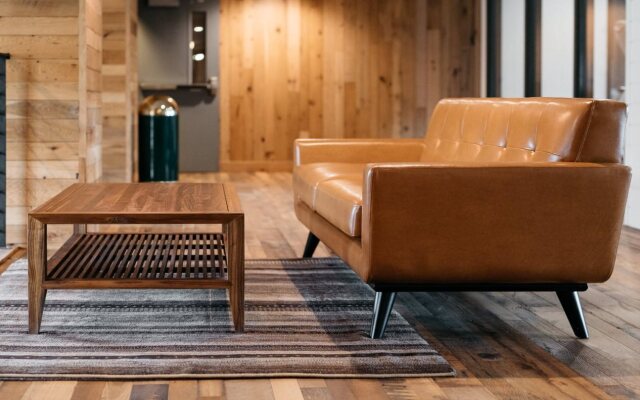 Park City Peaks Hotel